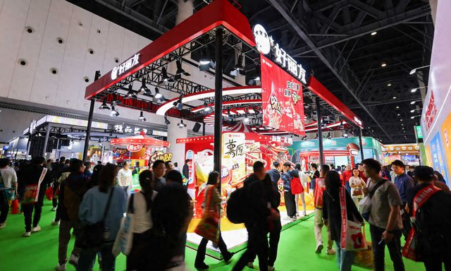 携多款新品亮相糖酒会 创历届参展之最麻将胡了2游戏入口春糖快讯丨好丽友(图2)