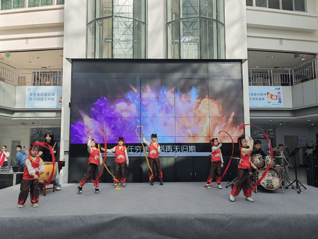 0周年暨《大众电影》创刊75周年系列阅读推广活动在市图书馆隆重举办麻将胡了试玩活动回顾丨书中光影・纸间岁月——庆祝中国电影诞生12(图3) 0周年暨《大众电影》创刊75周年系列阅读推广活动在市图书馆隆重举办麻将胡了试玩活动回顾丨书中光影・纸间岁月——庆祝中国电影诞生12(图3)