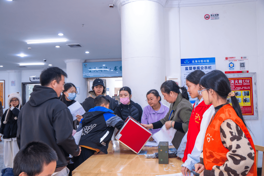 0周年暨《大众电影》创刊75周年系列阅读推广活动在市图书馆隆重举办麻将胡了试玩活动回顾丨书中光影・纸间岁月——庆祝中国电影诞生12(图5) 0周年暨《大众电影》创刊75周年系列阅读推广活动在市图书馆隆重举办麻将胡了试玩活动回顾丨书中光影・纸间岁月——庆祝中国电影诞生12(图5)