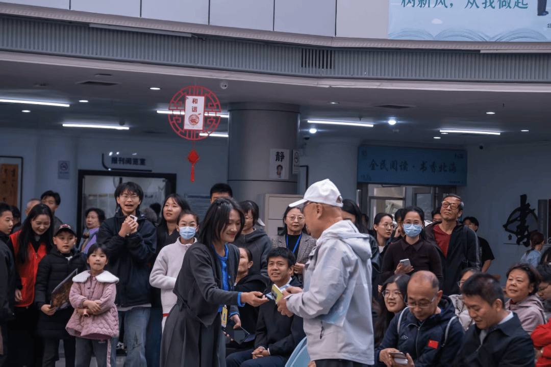 0周年暨《大众电影》创刊75周年系列阅读推广活动在市图书馆隆重举办麻将胡了试玩活动回顾丨书中光影・纸间岁月——庆祝中国电影诞生12(图8) 0周年暨《大众电影》创刊75周年系列阅读推广活动在市图书馆隆重举办麻将胡了试玩活动回顾丨书中光影・纸间岁月——庆祝中国电影诞生12(图8)